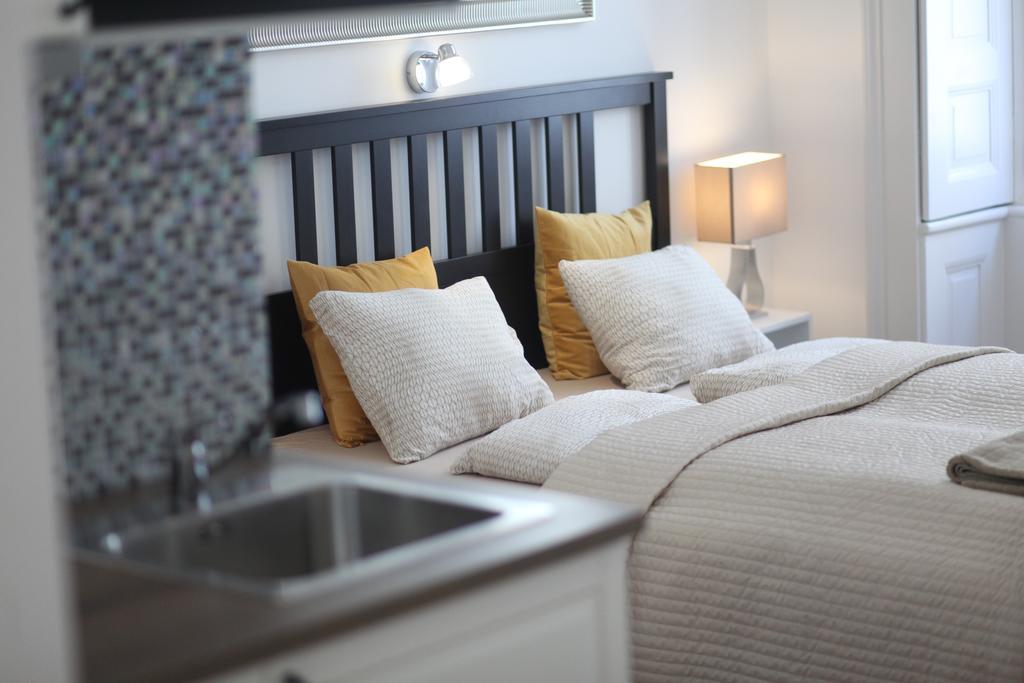 בודפשט Pearl Apartment In The Center With City View מראה חיצוני תמונה